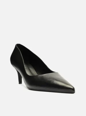 Scarpin Preto Couro Salto Baixo Fino Bico Fino - Arezzo